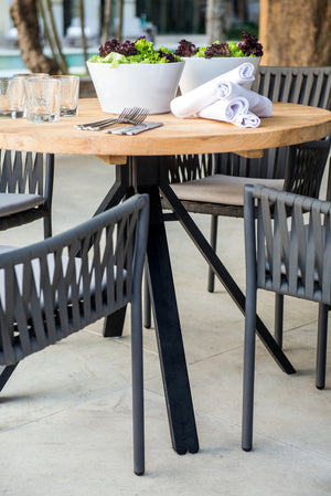 Skyline Design - Bowline - 4 Seat Outdoor Dining Set with Alaska Carbon Round Dining Table