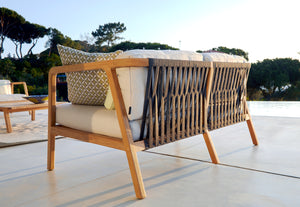 Flexx Love Seat Back View Weave Detail